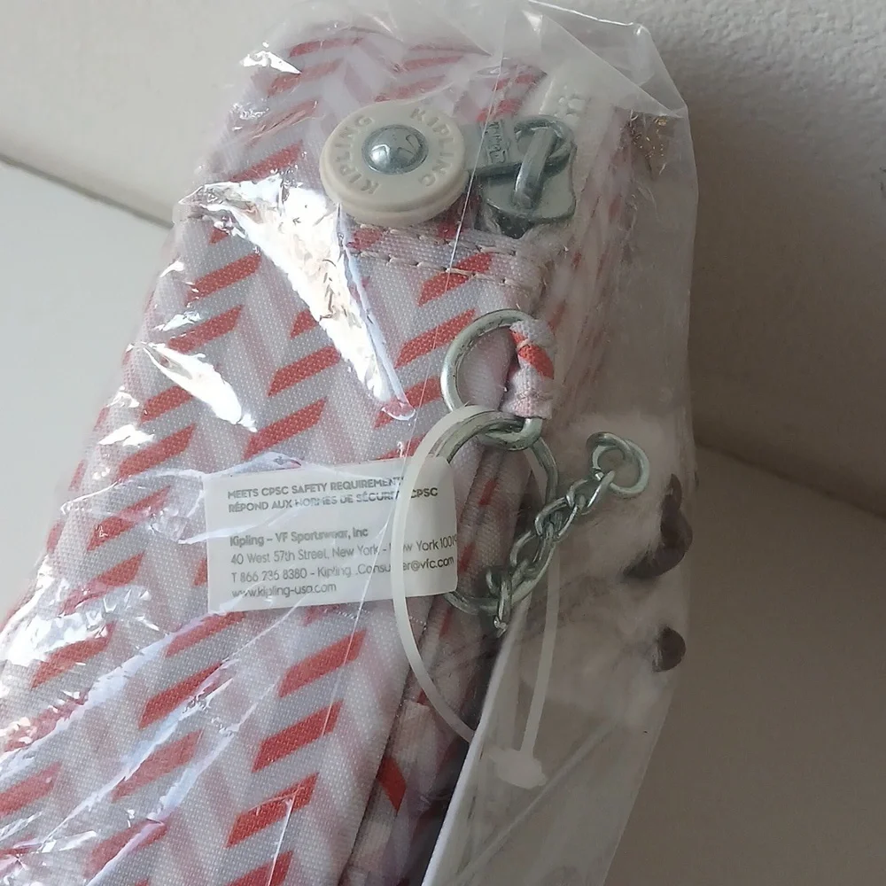 Kipling 100 Pens Storage Case Zig Zag Print NWT